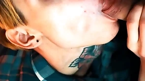 British suppliant gets dick with regard to mounth