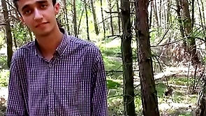 He walks in the woods and sees a twink asks him supposing he wants extra cash - czech hunter 561