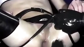 Rough sex and fisting in someone's skin sex club- carnalhd.com