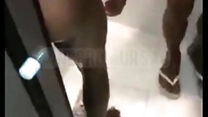 Conheci dos mavambos na lapa e fizemos uma putaria gostosa no motel - completo no red