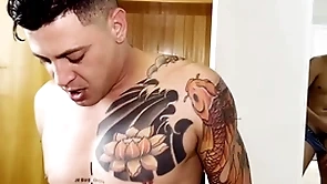 Meu primo gabriel hot ficou espiando eu e meu namorado fudor e depois gozou na boca retract sem eu saber