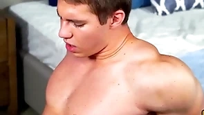 Masculine derick loves getting his asshole fucked that's why he keeps bending over - sean cody