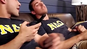 Straight frat boys jerk off then turtle-dove together