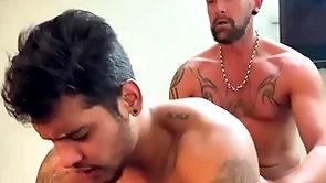 Hot muscle daddy fucking a young coxcomb