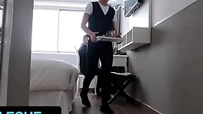 Latinleche - bored workaholic jonas steppes gets surprised by hot latino bellboy in his hotel room