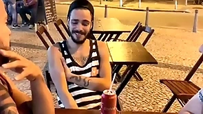 Eu e o meu amigo lembrando da piroca do guilhermedott  fez a gente sentar de novo